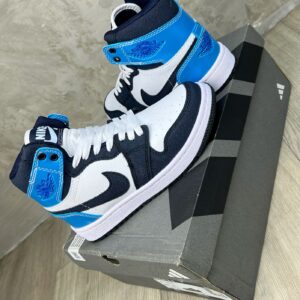 BOTA JORDAN AZUL ARENA AZUL PERLADO