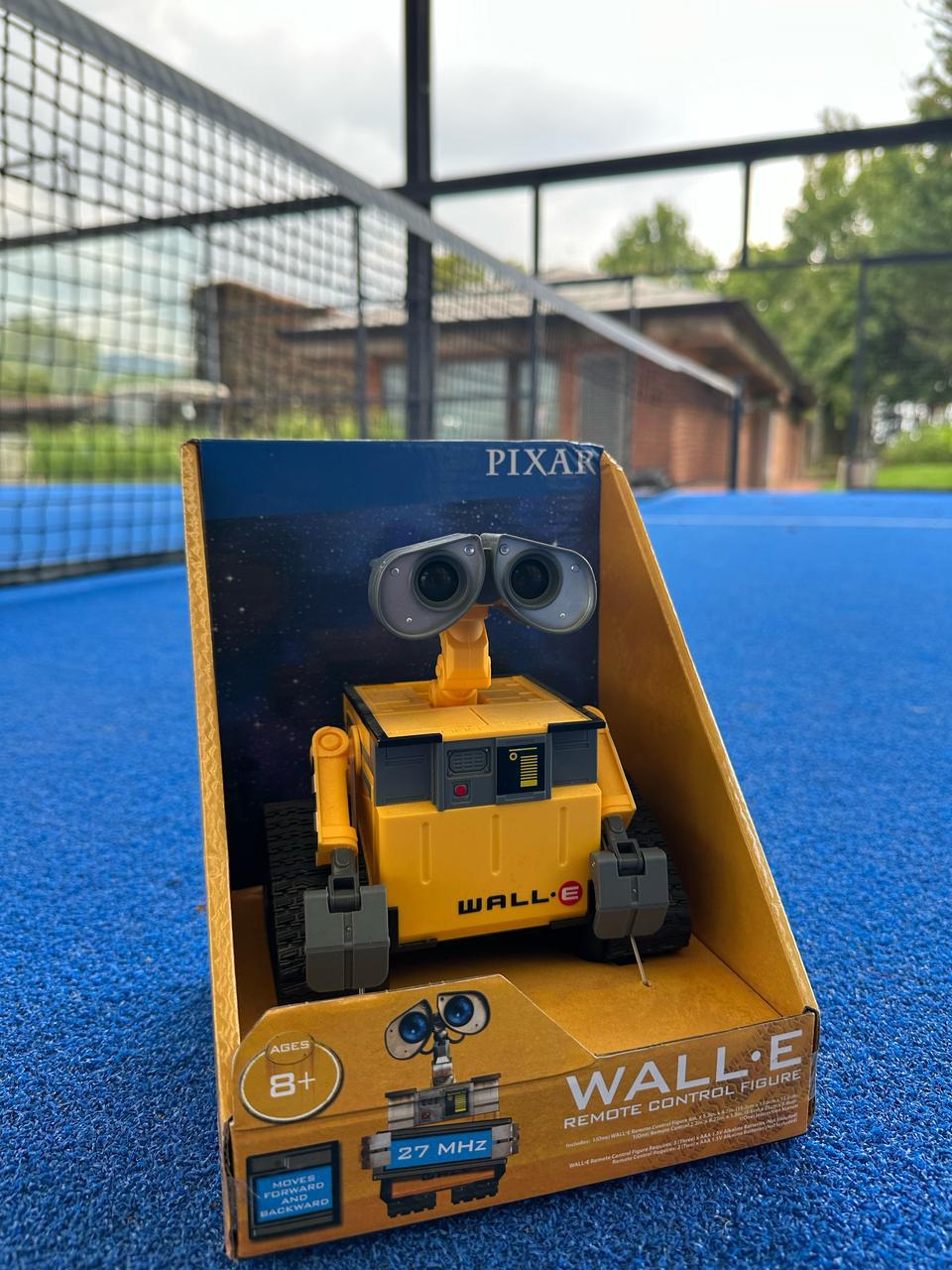 ROBOT WALL-E A CONTROL REMOTO JUGUETE - Image 2