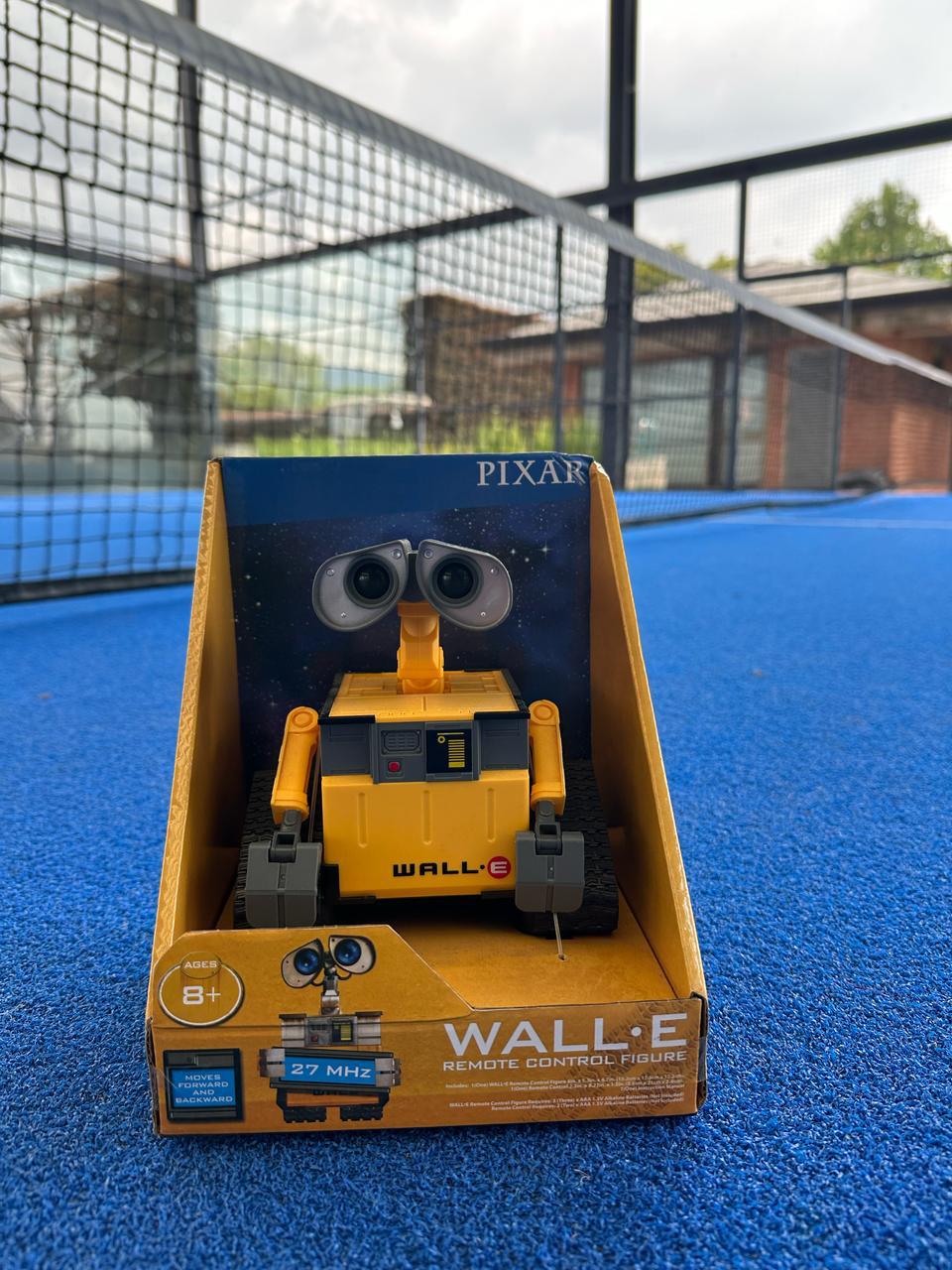 ROBOT WALL-E A CONTROL REMOTO JUGUETE - Image 3
